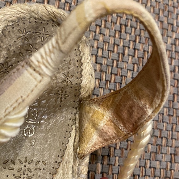 Kenzie 7.5 Plaid Espadrille Sandals - Picture 8 of 9